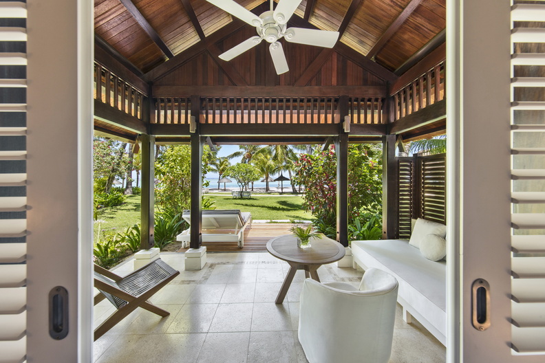 Ocean Junior Suite accomodation at Lux* Le Morne.
